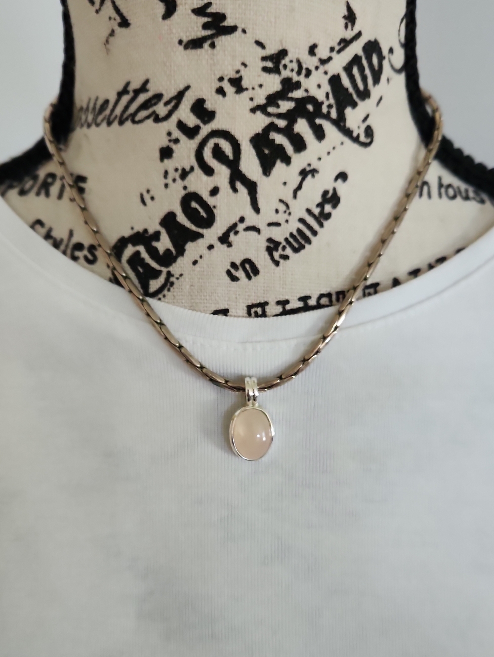 Vntg American Showcase Necklace